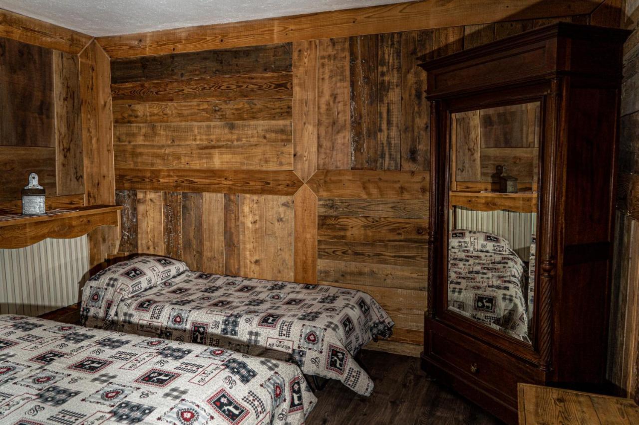 Chevres A Cheval - Apartment Aosta Bagian luar foto